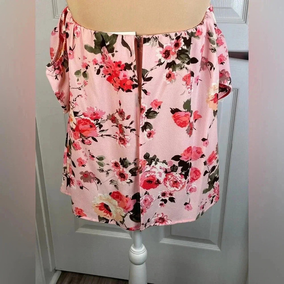 Francesca’s Blue Rain strapless‎ pink floral backless top, Medium New - Picture 6 of 9